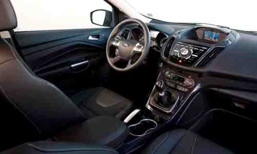 2015-Ford-Kuga-interior (1).jpg